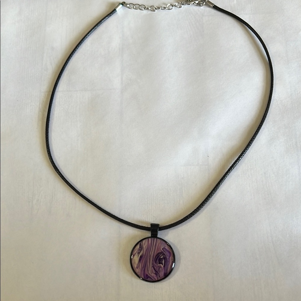 Elegant Purple Acrylic Pour Pendant Necklace